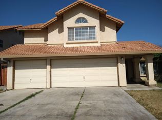 240 Stonewood Dr, Los Banos, CA 93635