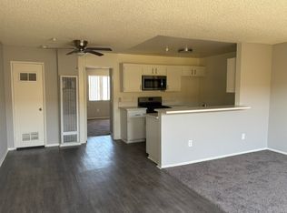13602 Cordary Ave APT 20, Hawthorne, CA 90250