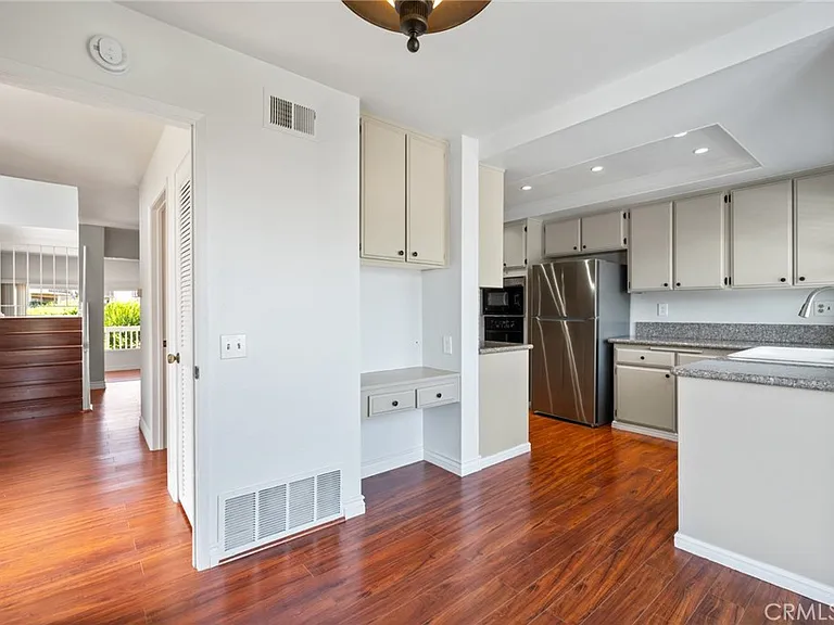 113 Hilltop Cir — Photo 13