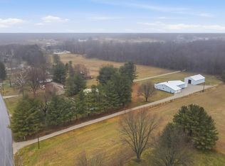 2270 Ginder Rd NW, Lancaster, OH 43130