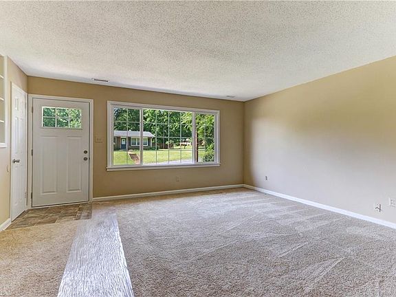 2nd image of 1321 Guest St