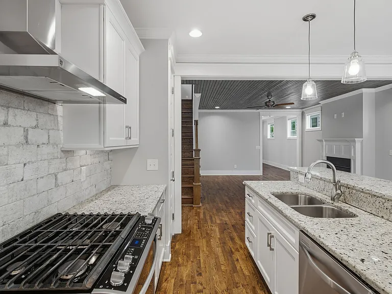 5413 Louisiana Ave — Photo 16