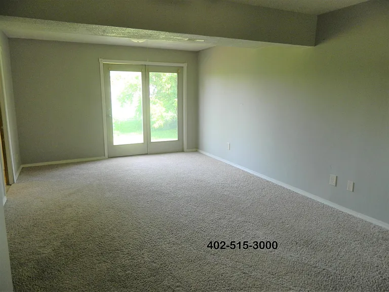 5128 Edinburgh St — Photo 19