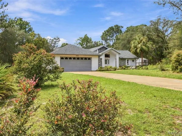 1950 W Tall Oaks Dr, Beverly Hills, FL 34465