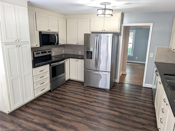 2nd image of 3830 Ranchwood Dr
