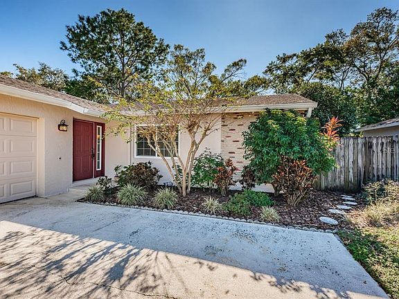 3rd image of 2809 Eagle Run Cir S