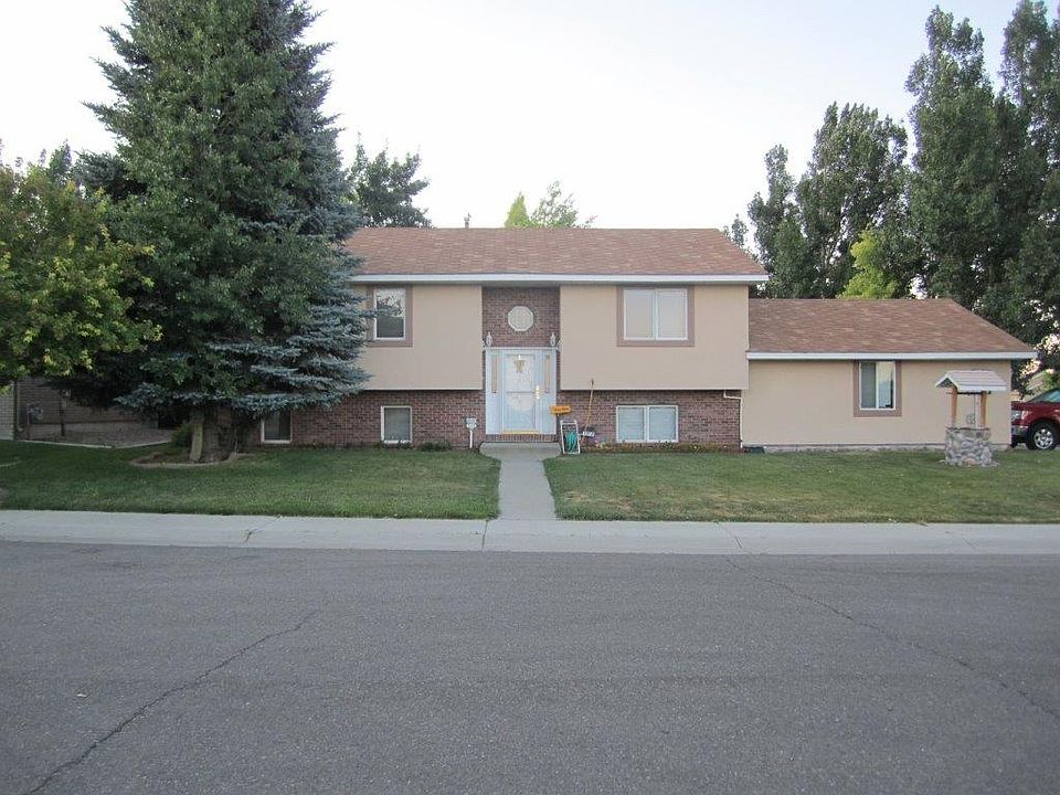 1st image of 2717 Cherrywood Ln