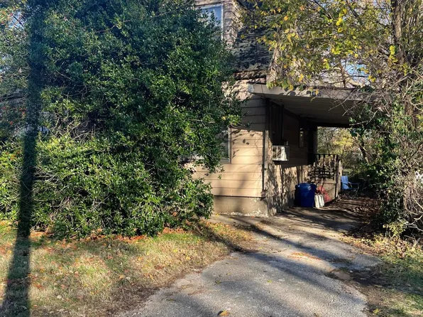 1120 S Crutcher Avenue, Springfield, MO 65804