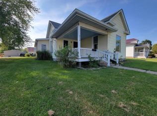216 S Court St, Bowling Green, MO 63334