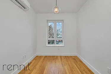 Rented by Rennit Inc.