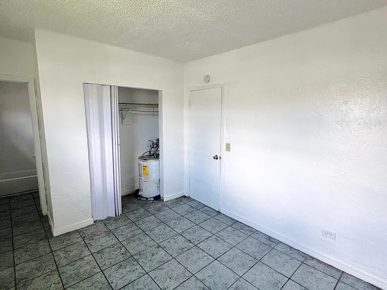 844 NW 70th St #3 — Photo 3