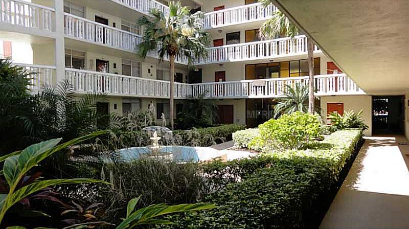 1st image of 2650 Pearce Dr Unit 104