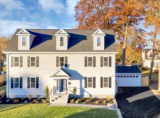 4 Flatley Ave, Manchester, MA 01944
