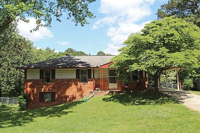 2nd image of 4915 Maurice Dr