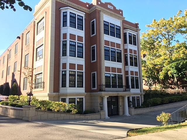 1st image of 1040 Delaware Ave