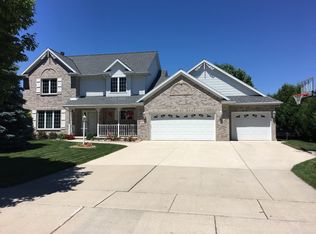 4818 Veranda Ct, Manitowoc, WI 54220