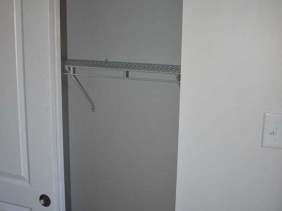 4th image of 4410 S Grand Blvd #1S