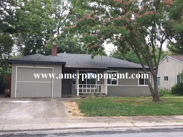 7140 25th Ave photo 1