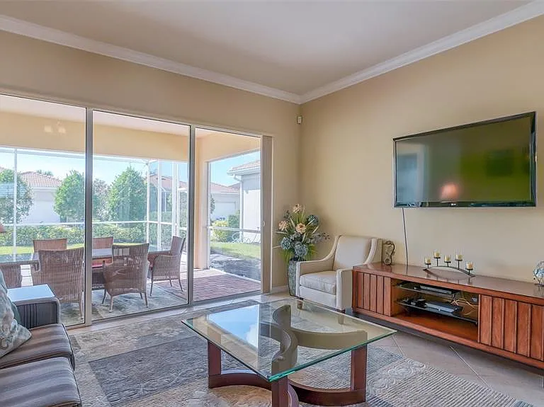 1498 Ernesto Dr — Photo 10