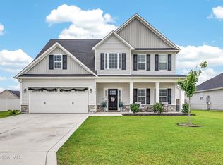 563 Appalachian Trail N, Jacksonville, NC 28546