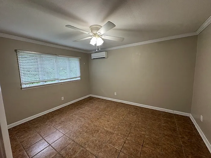 157 Jims Dr — Photo 12