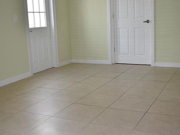 4th image of 5032 Bell Meade Dr