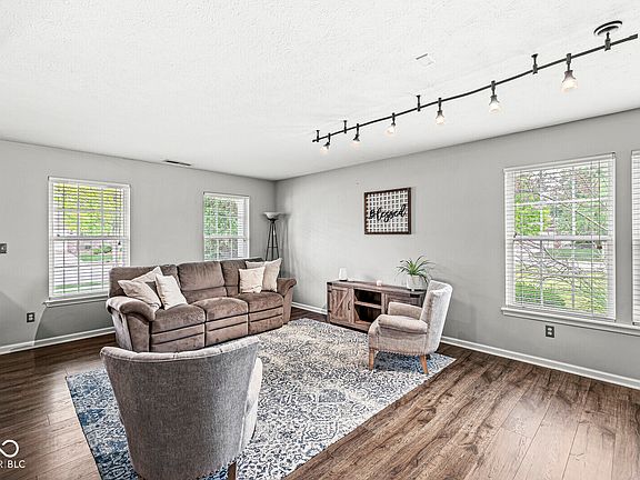 5th image of 15923 Timpani Way