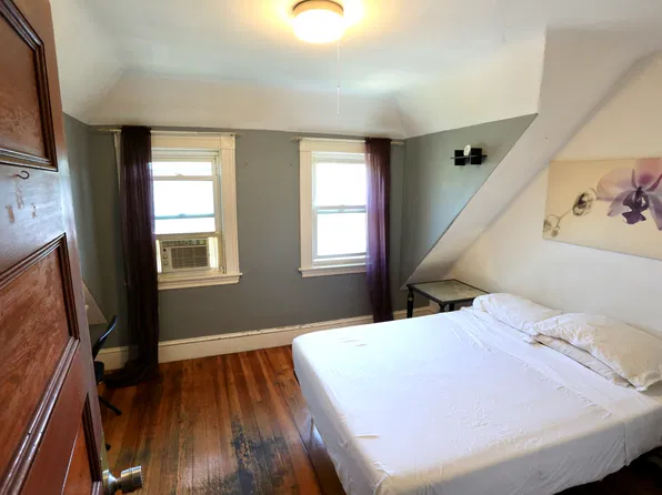 136 Forest St, Medford, MA 02155