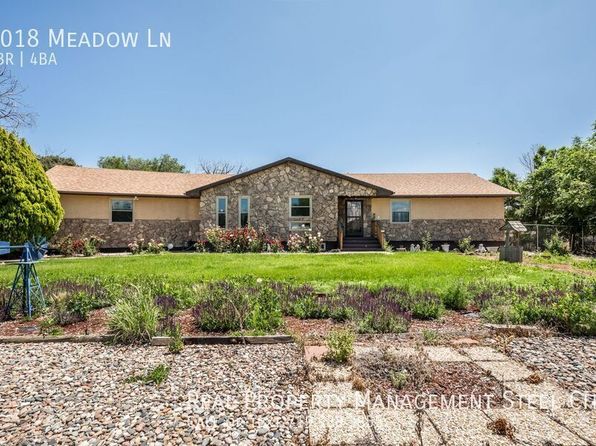 1018 Meadow Ln
