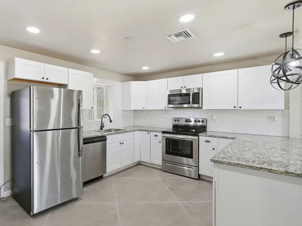 5113 E Bellevue St, Tucson, AZ 85712