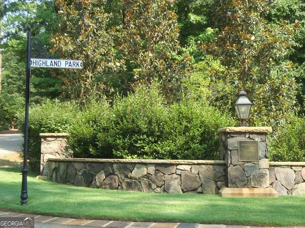 106 Highland Park, Lagrange, GA 30240