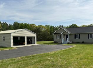 1444 School Bus Rd, Louisa, VA 23093