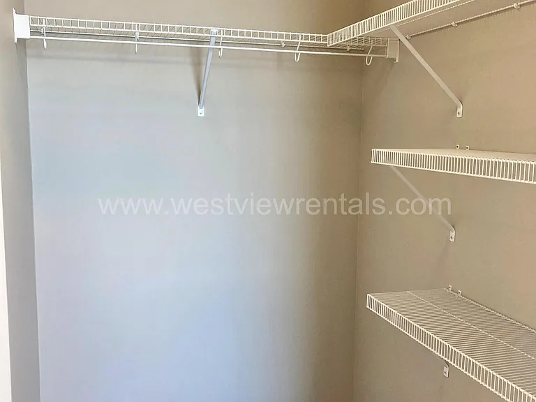 1010 Railroad Ave — Photo 160