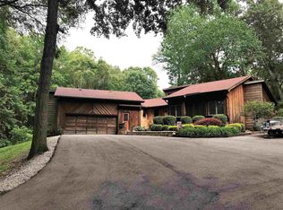 700 Hoing Rd, Evansville, IN 47725