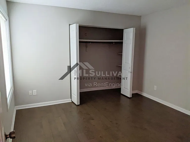 4101 Five Oaks Dr #26 — Photo 24