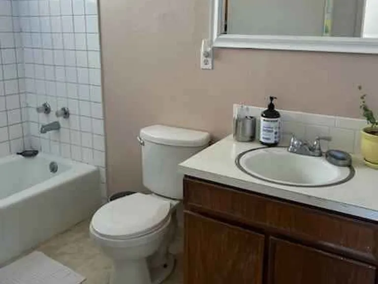 1354 Kennedy Ave #B3 — Photo 3