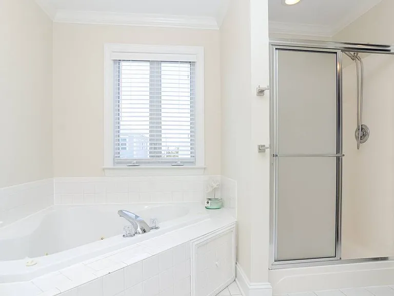 6 Seagull St #A — Photo 16