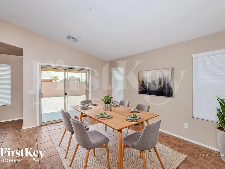 11329 W Harrison St — Photo 7