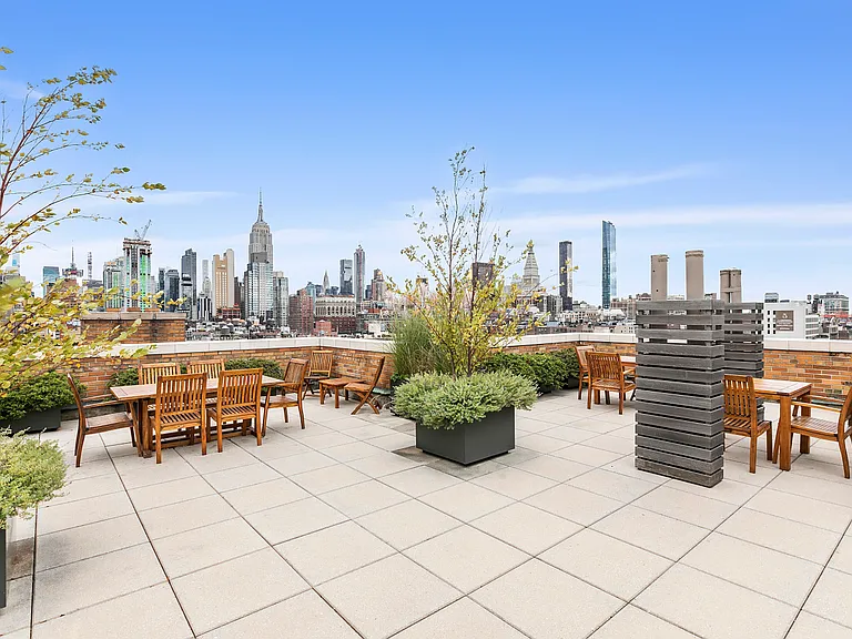 161 W 16th St #6E — Photo 13