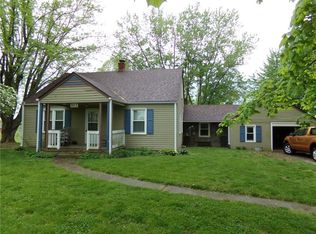 903 Seybold Rd, Excelsior Springs, MO 64024