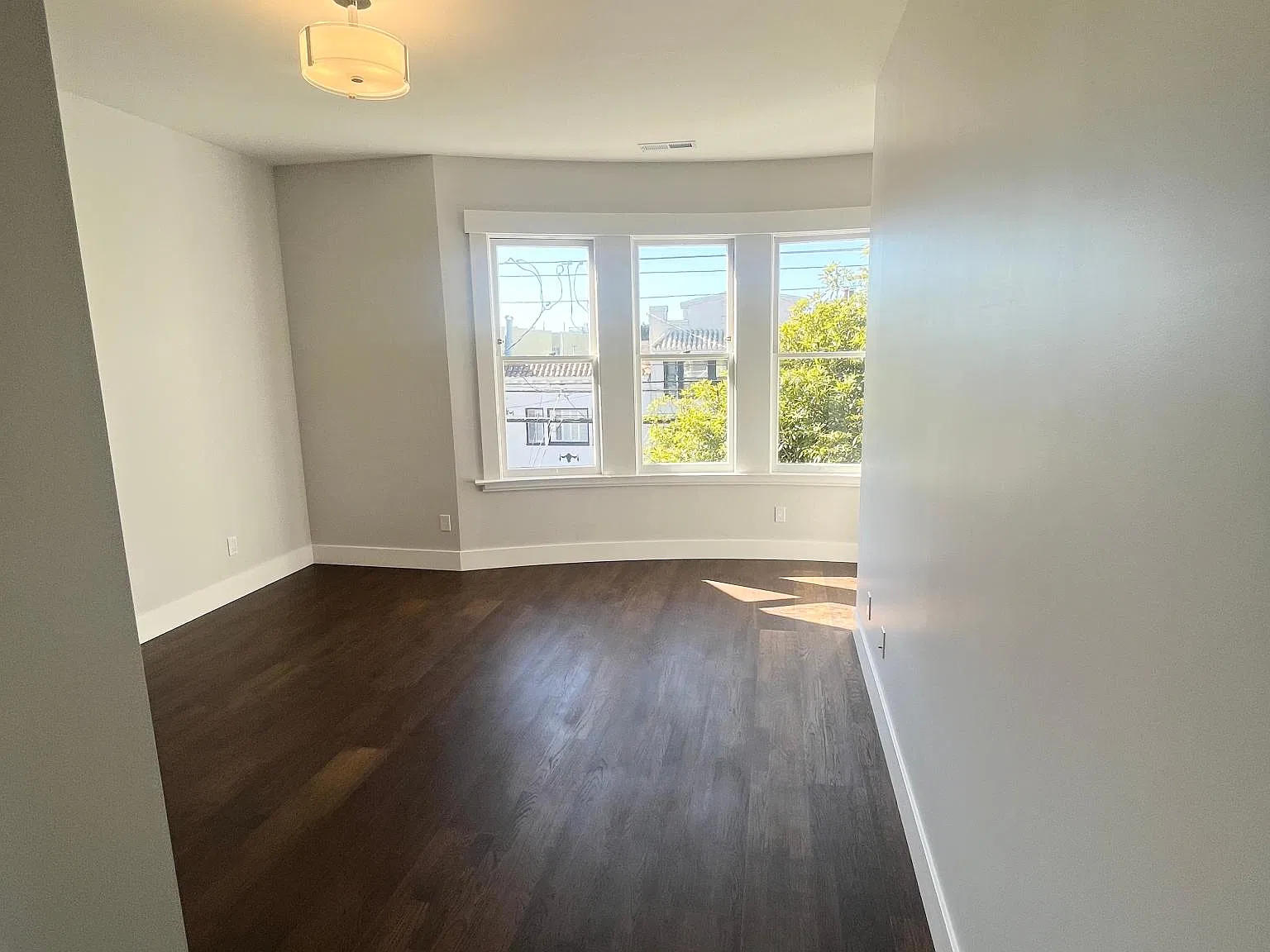 2 bed, $5,100 — Photo 4