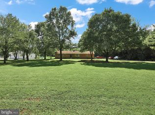 1240 Washington Rd, Leesport, PA 19533