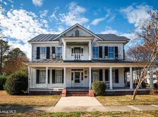 200 S Oakum St, Edenton, NC 27932