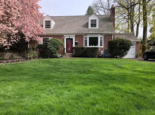 329 Rices Mill Rd, Wyncote, PA 19095