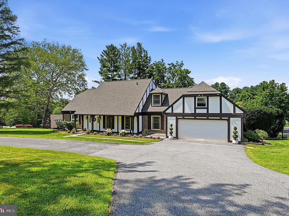 606 Foxfields Rd — photo 2