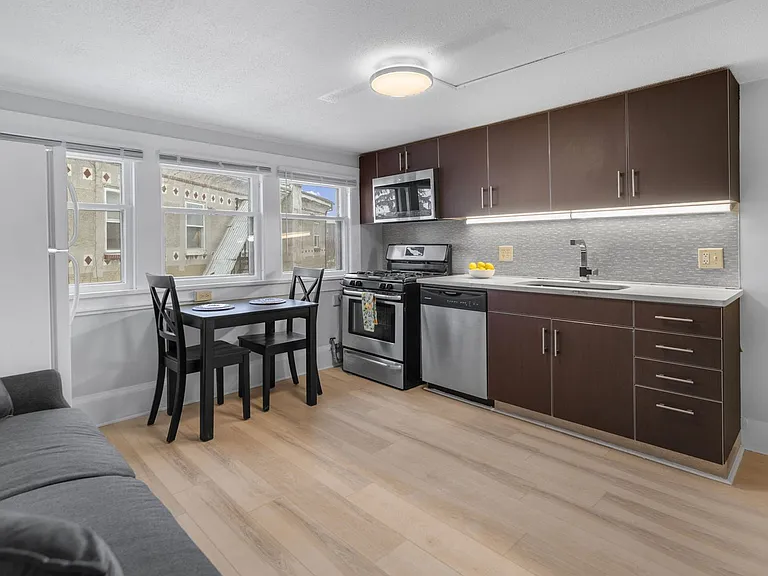 104 Harvard Pl — Photo 261