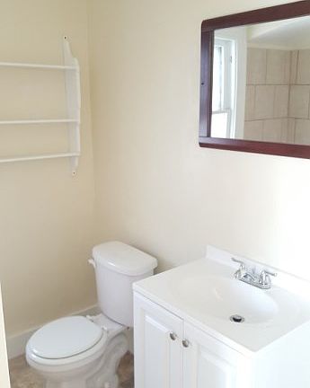 5th image of 4106 E 106th St