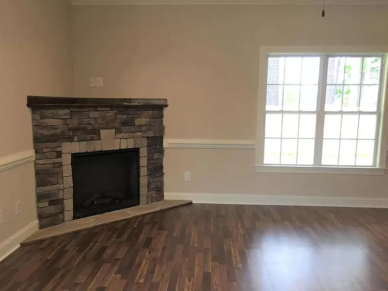 1672 Cambria Dr #A — Photo 7