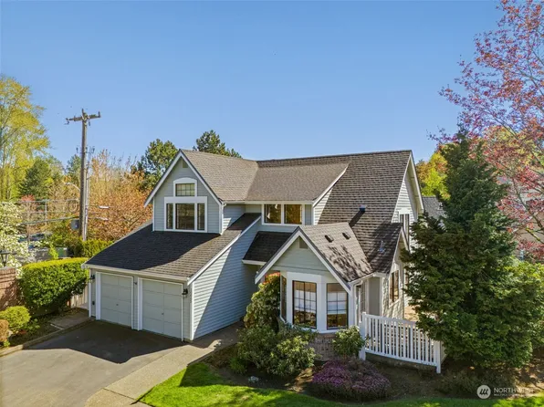 10065 Wallingford Avenue N #16, Seattle, WA 98133