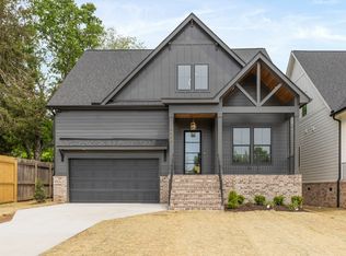 644 W Green Ln #B, Nashville, TN 37207